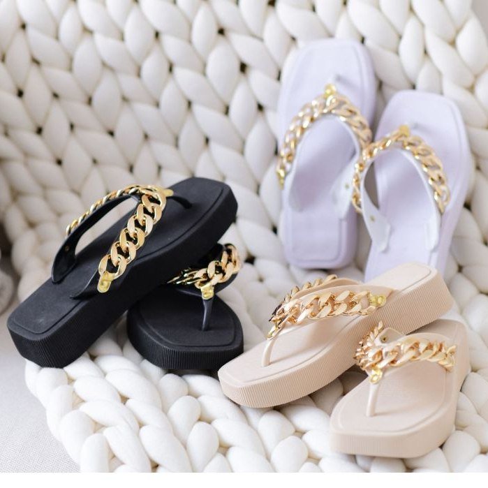 ️ Chinelo Papete Feminino com Correntes Solado em Plataforma Confortavel Leve Luxuoso Bico Quadrado